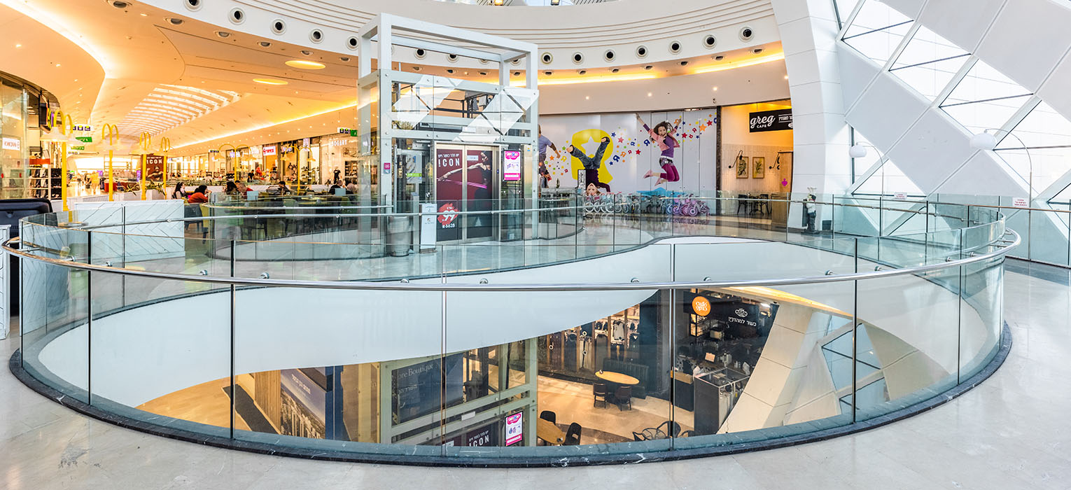 inside Azrieli Mall Akko 6