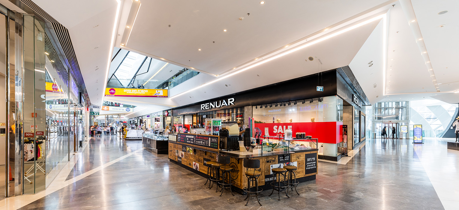 Inside Azrieli Mall Ramla 6